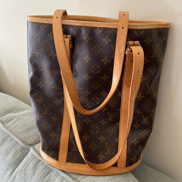 Preloved authentic Louis Vuitton bucket bag GM size - Picture 1 of 4